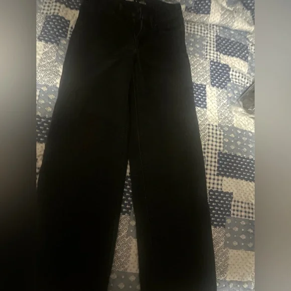Black Wide-Leg Pants HIGH-RISE
OLD NAVY WOW WIDELEE - Picture 2 of 4